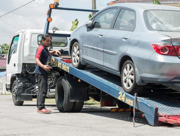 BMW Flatbed Towing Omaha Metro