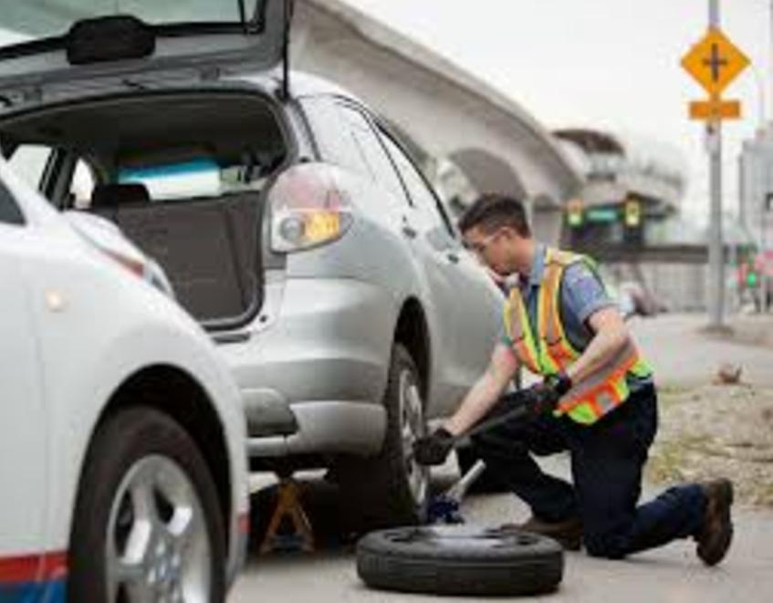 Roadside Assistance Services and Cost in Omaha NE | FX Mobile Mechanic Services