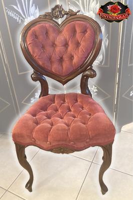 AntiqueHeartChair