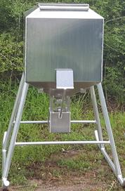 aluminum deer feeder