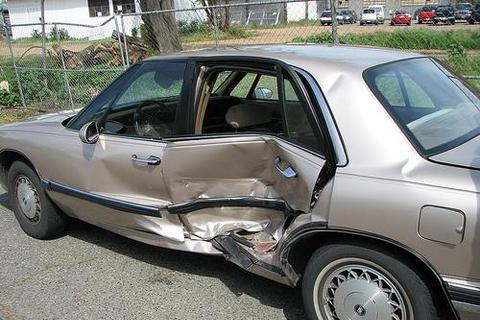 Junk Car in Pittsburgh - Young's Auto Transit