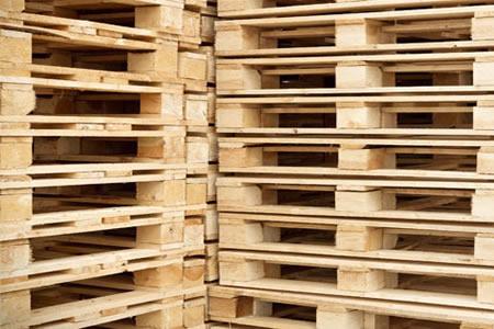 Local Pallet recycling in Lincoln NE | LNK Junk Removal