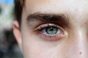 EYE MOVEMENT DESENSITIZATION & REPROCESSING (EMDR)