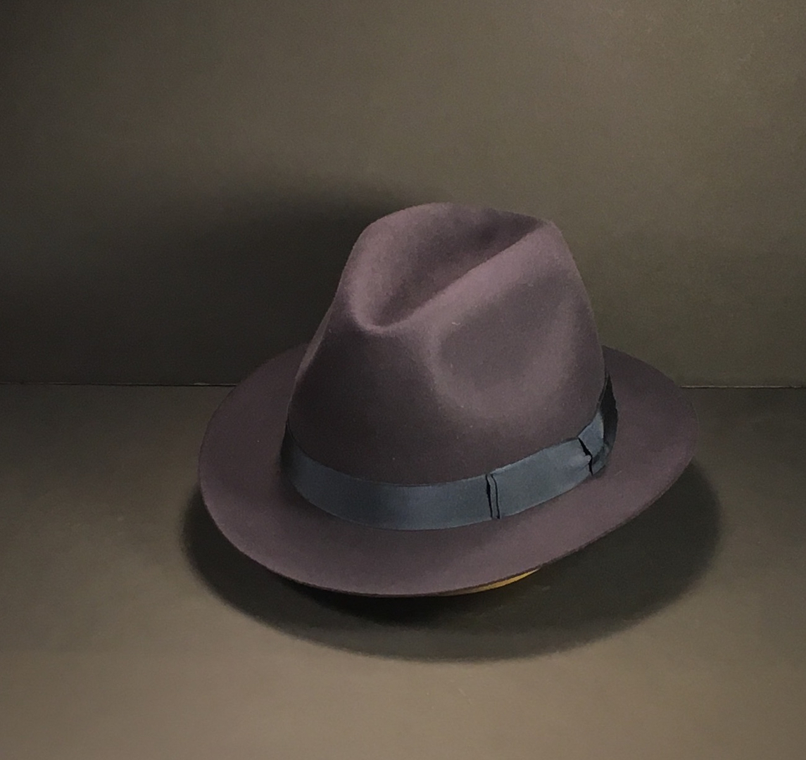 Raymond reddington hat store brand