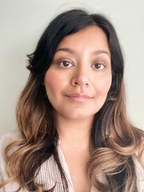 Semeyra Sarwar, Female South Asian therapist in Central London (Fitzrovia)