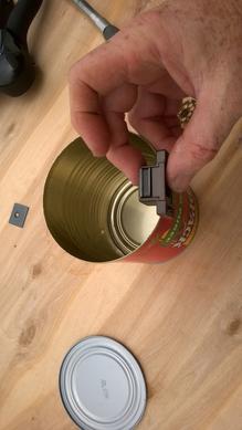 DIY Secret Hidden Can Safe. Uses magnets to secure lid. www.DIYeasycrafts.com