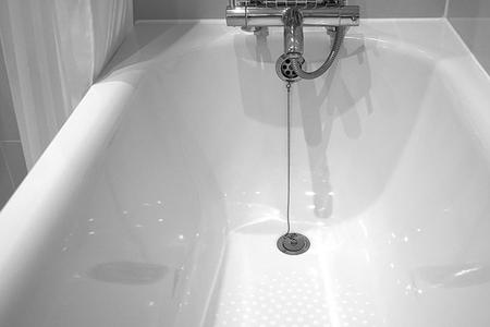 Expert Bathtub Repair Bathtub Replacement In Las Vegas NV | McCarran Handyman Services