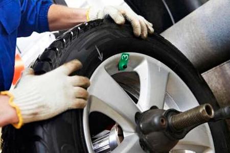 Tire Balancing Services and Cost | Mobile Auto Truck Repair Omaha