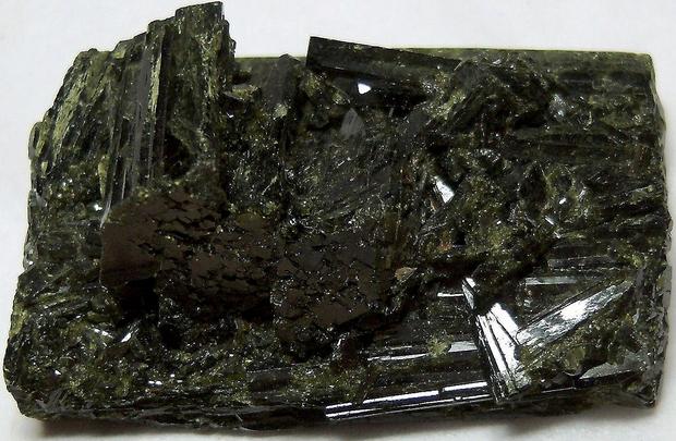 EPIDOTE - Capelinha, Jequitinhonha Valley, Minas Gerais, Brazil - ex Parker Minerals