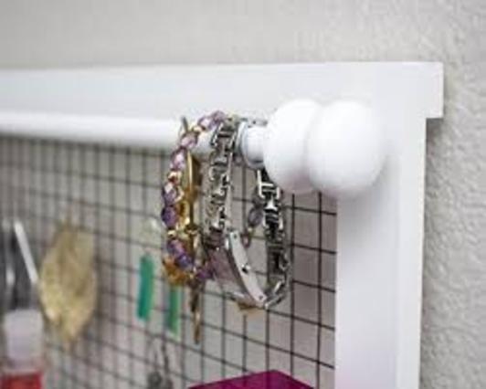 Jewelry Organizer Wall Hanging Service in Lincoln, NE | Lincoln Handyman Services