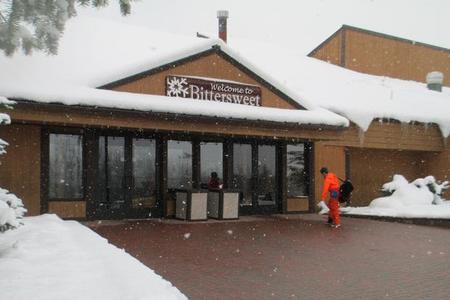 Ski Hills West Michigan, Ski Resorts West Michigan, Snowboarding West Michigan, Bittersweet Resort Allegan