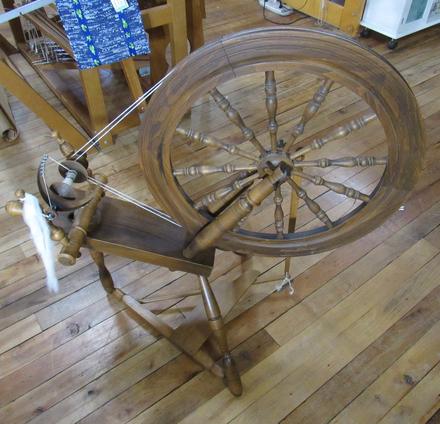 Used Reproduction Saxony Spinning Wheel
