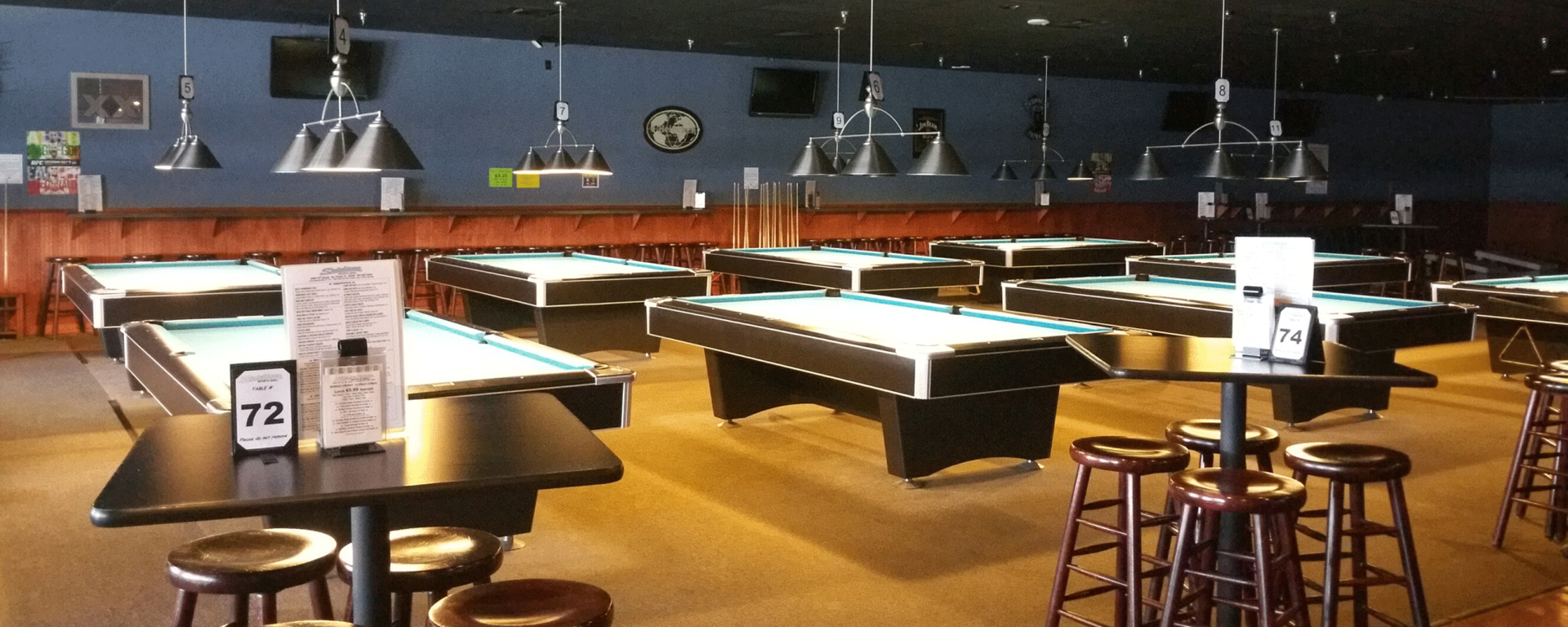 Sidelines Sports Bar & Grill - 