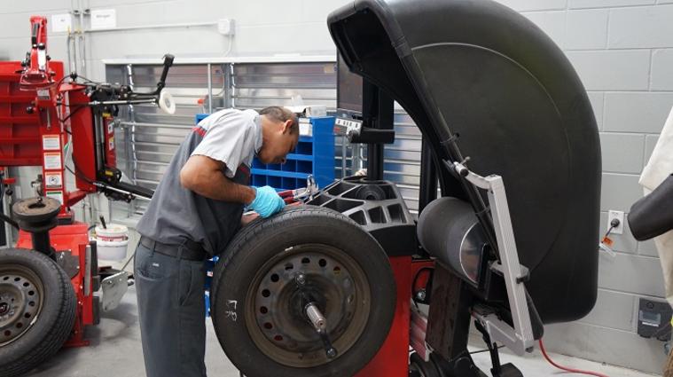 Tire Rotation Services and Cost in Edinburg Mission McAllen TX | Mobile Mechanic Edinburg McAllen