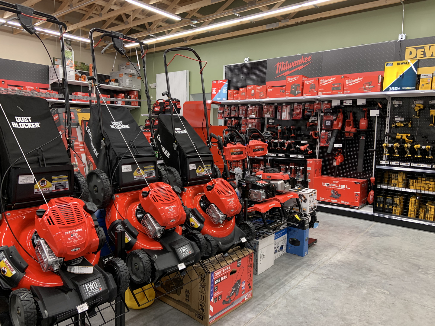 Push mowers best sale at ace hardware