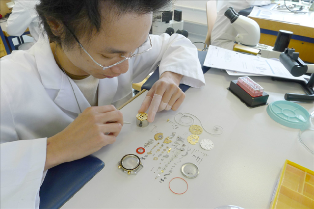 Rolex watch service repair overhaul in Singapore