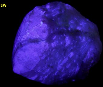 fluorescent phosphorescent Terlingua-type CALCITE - San Vicente Mine, Boquillas del Carmen, Mun. de Ocampo, Coahuila, Mexico - ex Bill Mattison "Glowing Rocks"