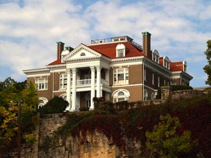 Rockcliffe Mansion, a Historic House Museum and Bed and Breakfast in Hannibal Missouri