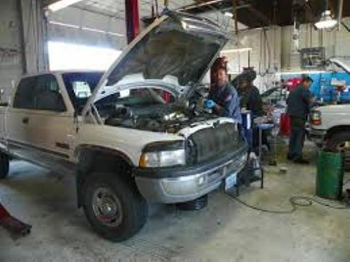 What Is a Mobile Diesel Mechanic?