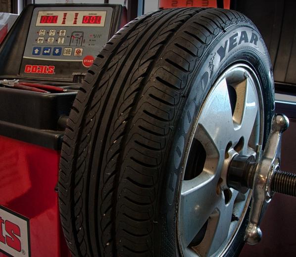 Tire Balancing Services and Cost in Las Vegas NV| Aone Mobile Mechanics