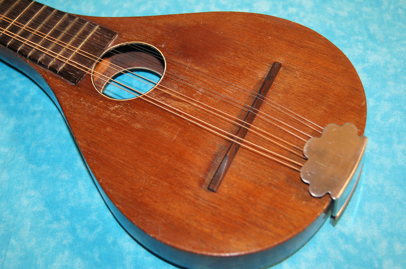 Mandolin deals and ukulele