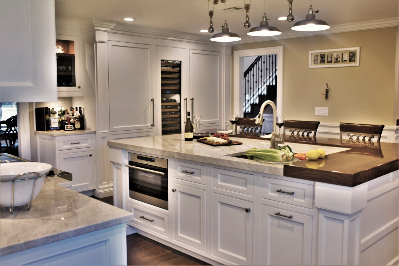 Cambridge Kitchens Mfg Inc