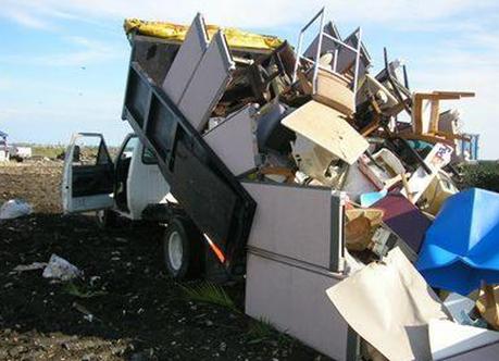 Local Residential Hauling and Junk Removal Services in Omaha NE | Omaha Junk Disposal