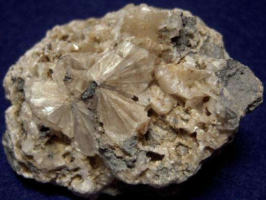 STILBITE crystals - Teeter's Quarry (Valley Quarry), Gettysburg, Adams County, Pennsylvania, USA