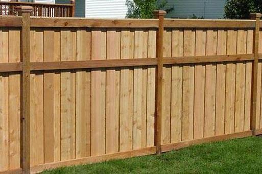 Excellent Wood Fence Contractor in Firth NE | Lincoln Handyman Services