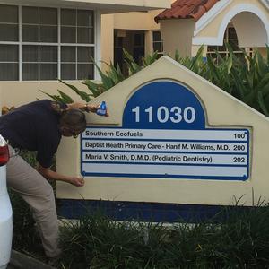 Aluminum Sign Installation