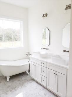 Farmhouse Kitchen - Connell Homes