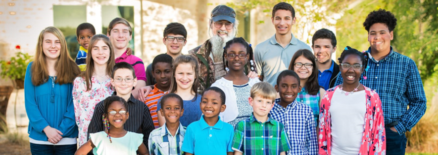 Uncle Si with Homes of Hope for Children