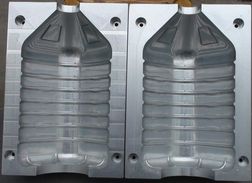 5L bottle mould