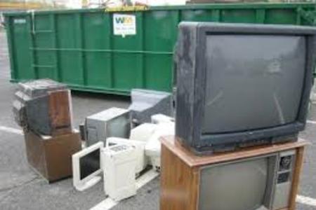 Local TV Recycling Service Lincoln Affordable Responsible TV Haul Away | LNK Junk Removal