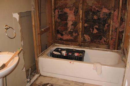 Bathroom Demolition And Construction Waste Hauling Services In Lincoln NE | LNK Junk Removal