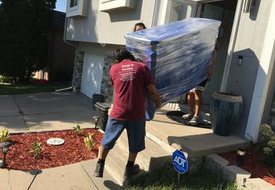 local movers in omaha