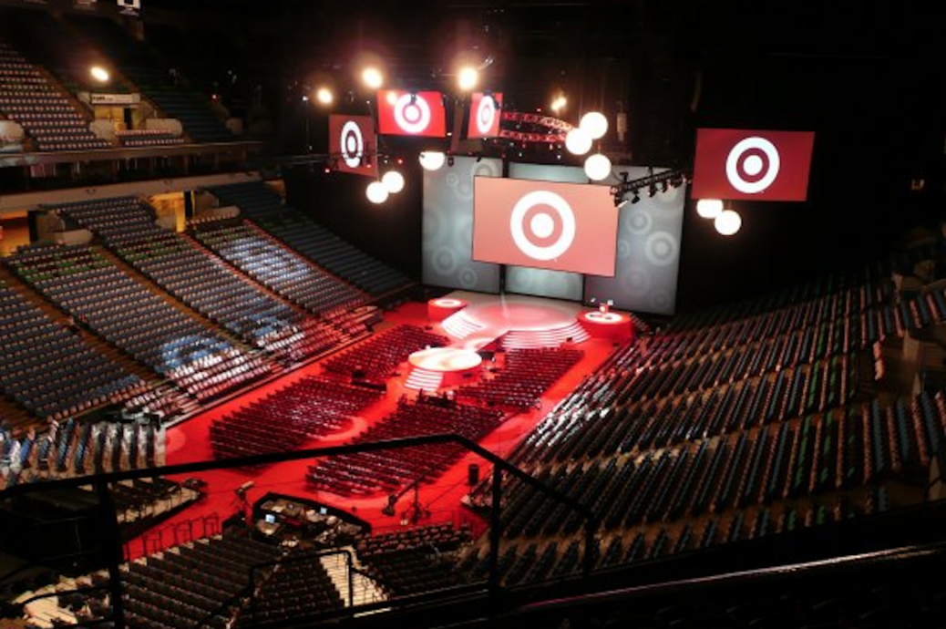 Paul Busch Stage Design - Target