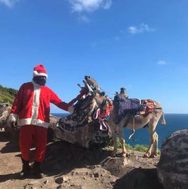 Daynell finds Santa in St Kitts