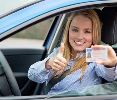 teen-driver-getting-her-drivers-license