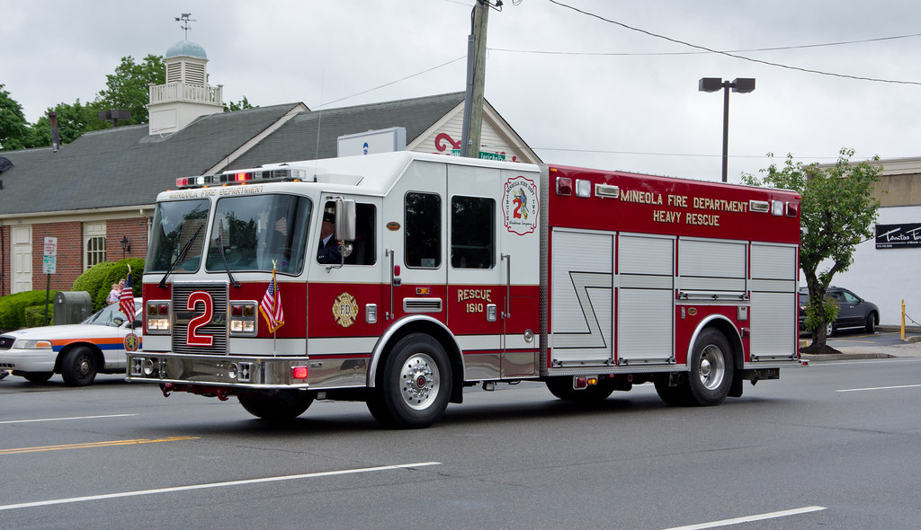 Mineola Fire Dept. Nike Vapor Dash Polo – Blatant Team Store