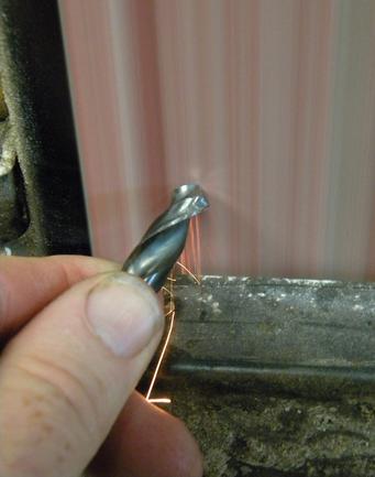 How to easily sharpen drill bits. FREE step by step instructions. www.DIYeasycrafts.com