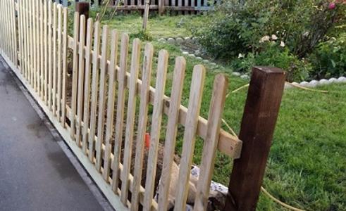 TOP-RATED OLD FENCING REMOVAL SERVICES IN OMAHA NEBRASKA | OMAHA JUNK DISPOSAL