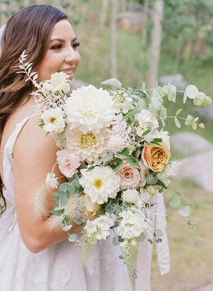 Summer wedding, Bella Lu Floral, Beaver Creek wedding florist, destination wedding florist