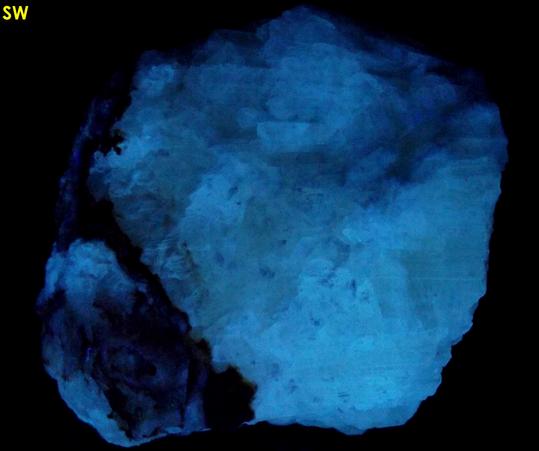 fluorescent phosphorescent CALCITE crystals - closed locality - Meckley's Quarry, Mandata, Northumberland County, Pennsylvania, USA - ex Franklin Mineral Museum