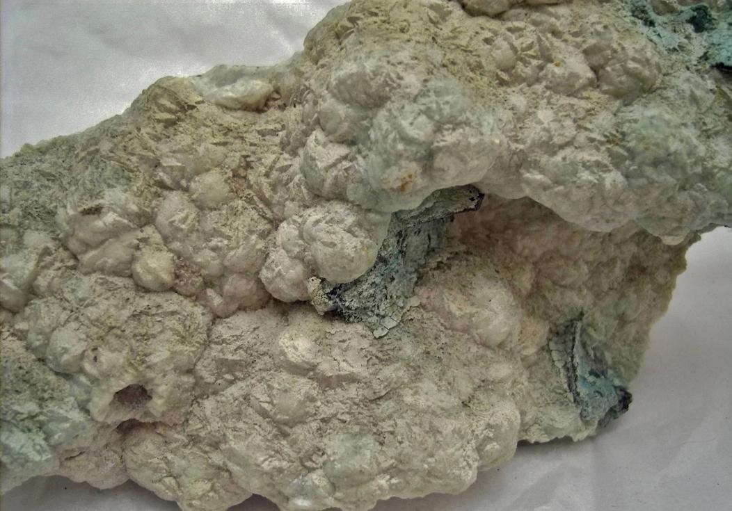 CHALCOCITE and CHRYSOCOLLA in PREHNITE - Chimney Rock quarry, Houdaille Industries Quarry; The Bound Brook Quarry; Stavola Industries Quarry, Bridgewater, Somerset county, New Jersey