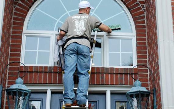 Pocket Friendly Exterior Window Cleaning Service in Las Vegas NV MGM Household Services