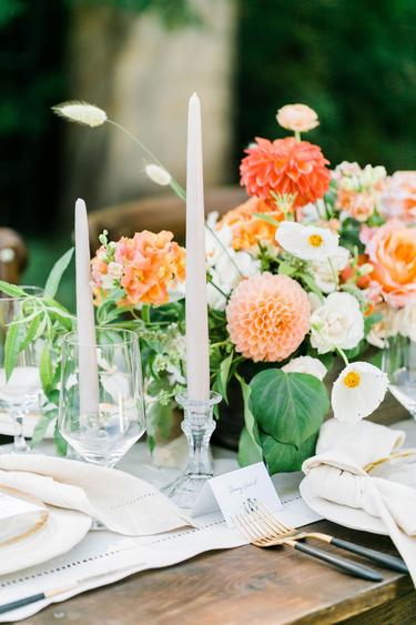 barn wedding, barn flowers, fall flowers, dahlias, bunny tails, table setting, table flowers, denver florist, wedding florist, colorado wedding florist, florist, fine art wedding, wedding details, wedding flowers