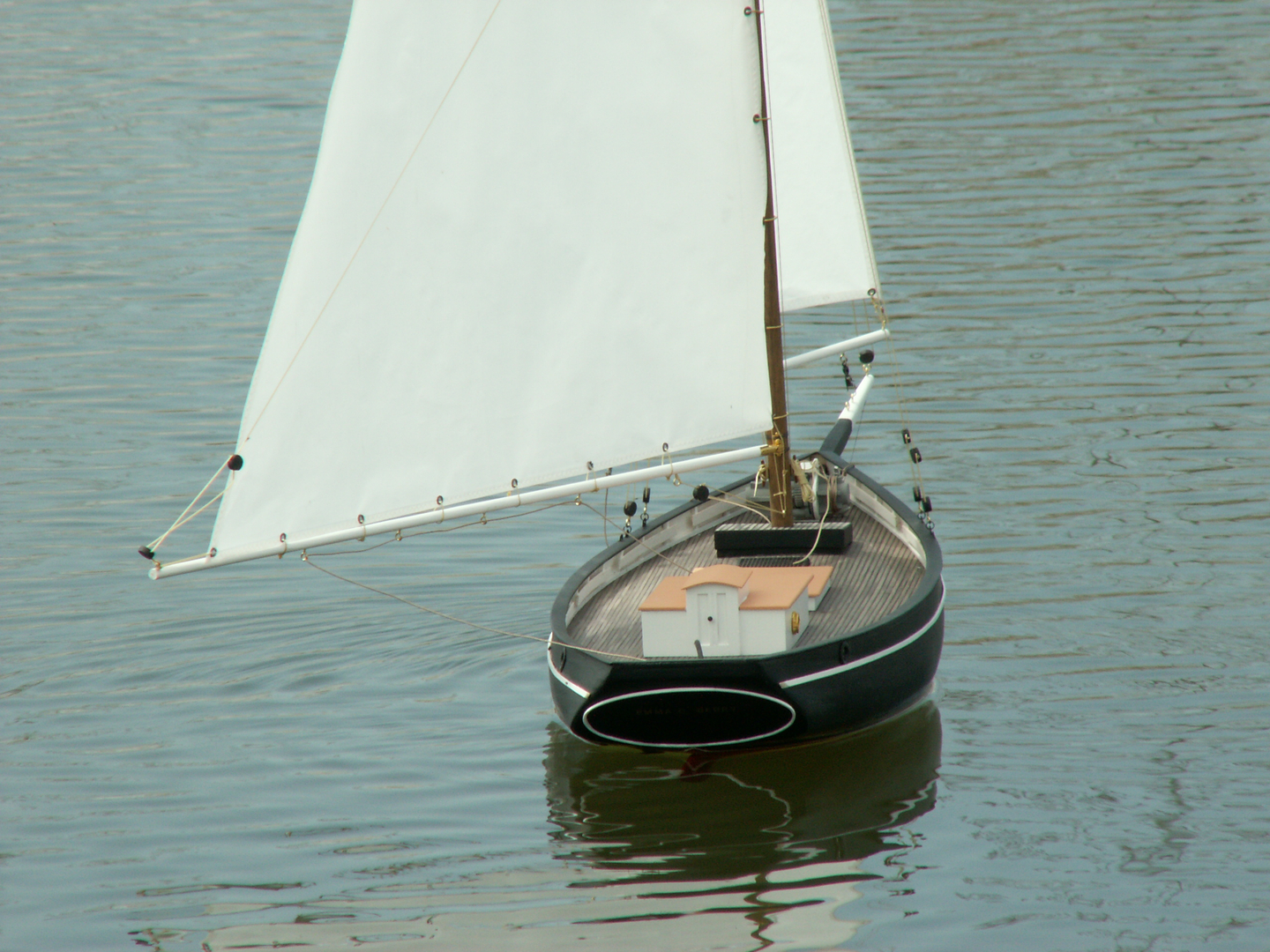 Rc sales yacht sails