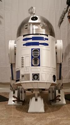 R2-D2 Life Size 1:1 Scale