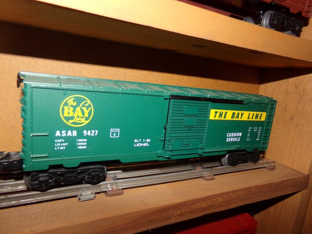 Lionel Chesapeake Ohio Auto Carrier 9123 With 12 Matchbox Cars on It for sale online 